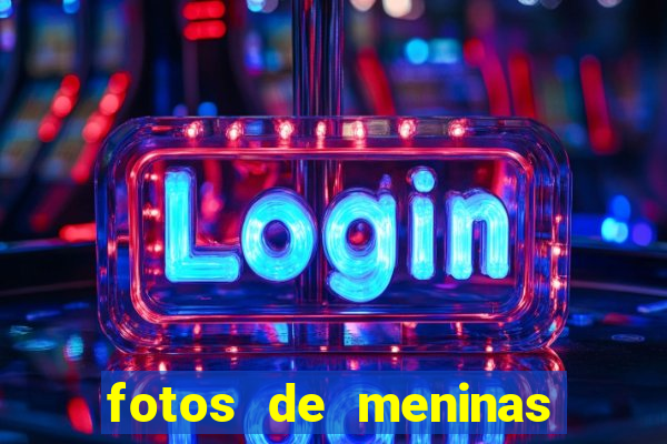 fotos de meninas fake cabelo cacheado