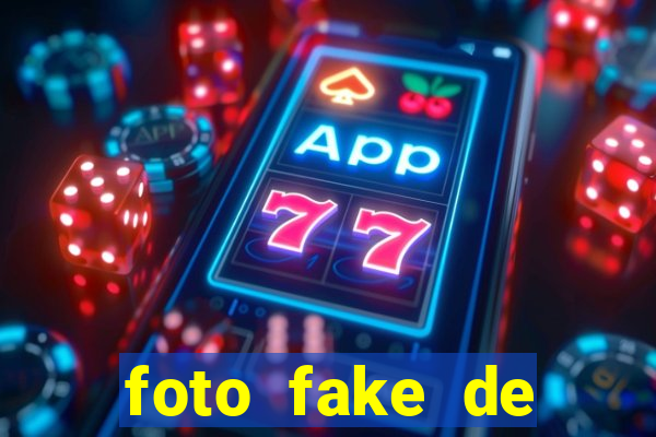 foto fake de menina cacheada